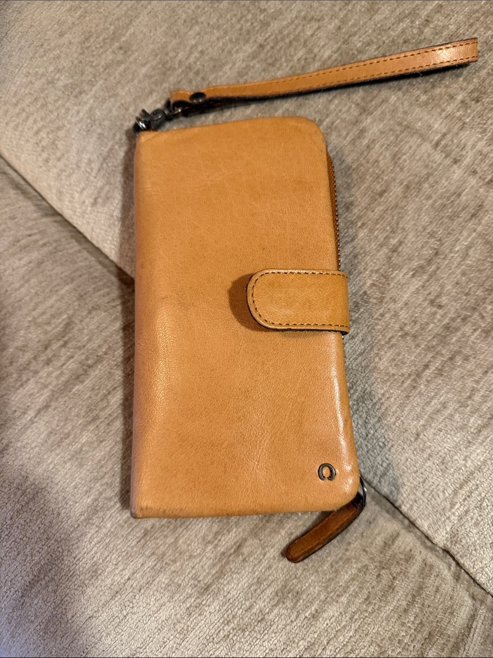 Wild West LA Leather Wristlet Clutch in Tan with Snap Tab